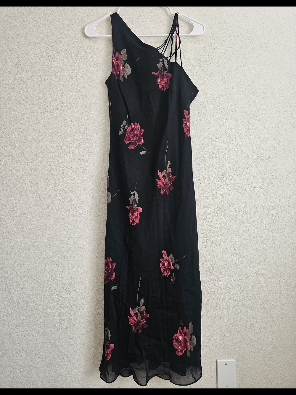 Evan Picone Black One-Shoulder Maxi Dress with Pink Floral Print